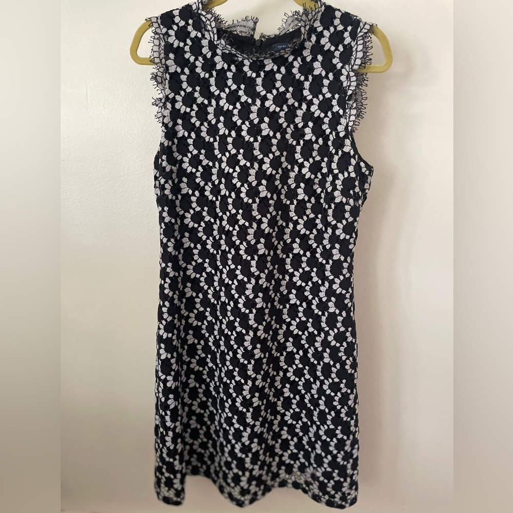 Tommy Hilfiger Black on White Sleeveless Lace Dress Size 12